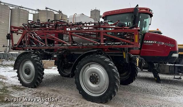 Image of Case IH Patriot 4420 equipment image 3