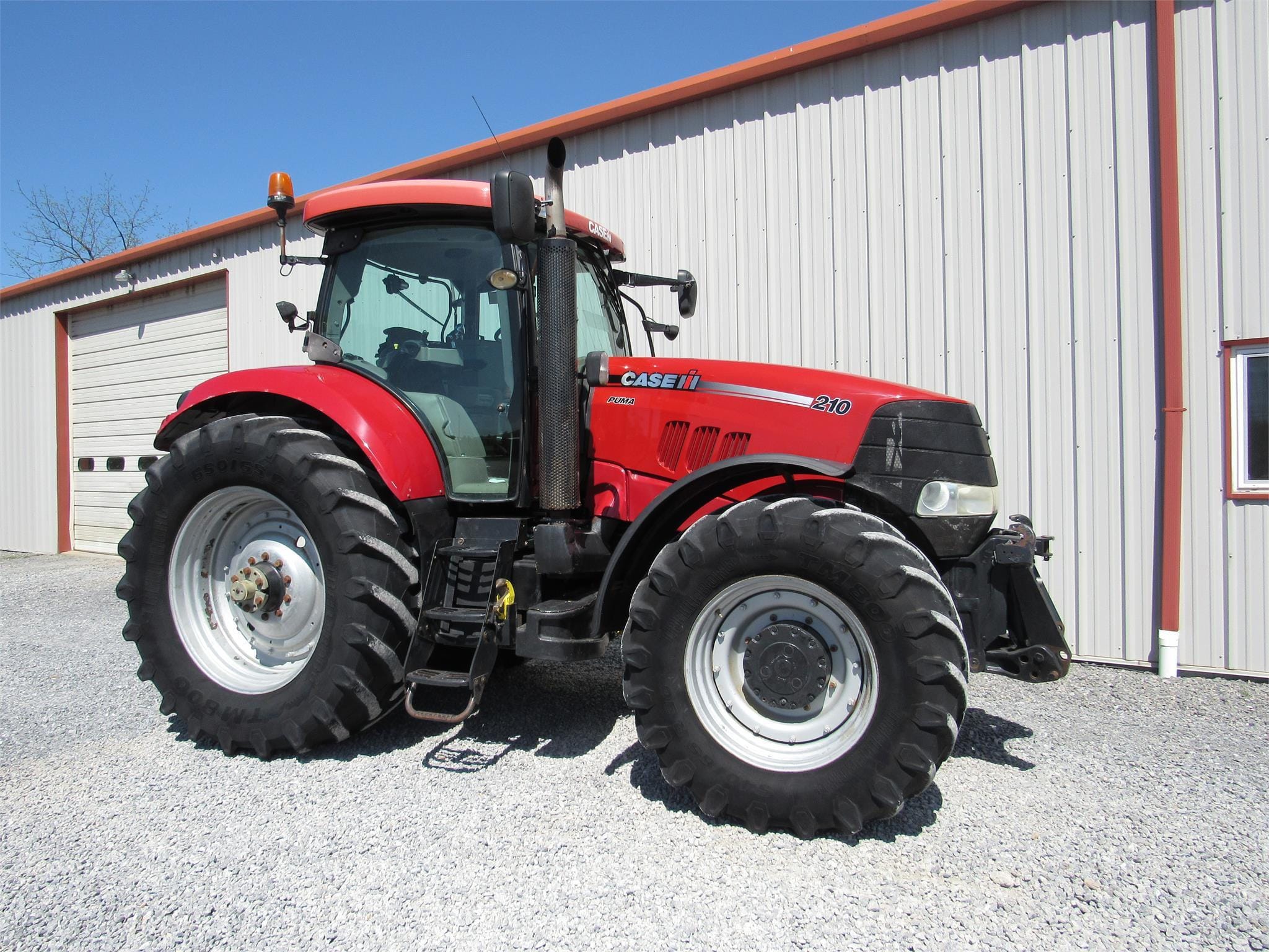 Main image Case IH Puma 210