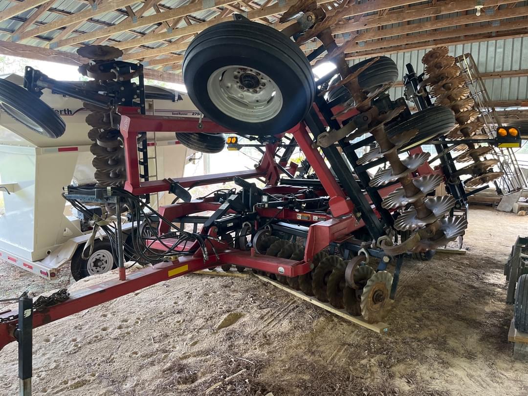 Image of Case IH 335VT Primary Image