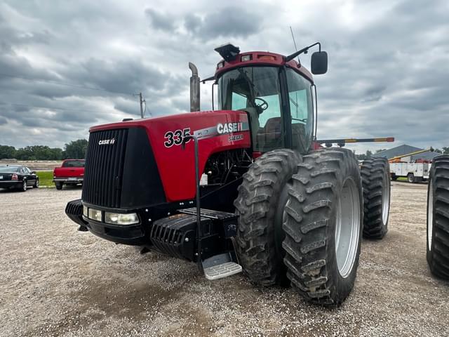 Image of Case IH Steiger 335 equipment image 1