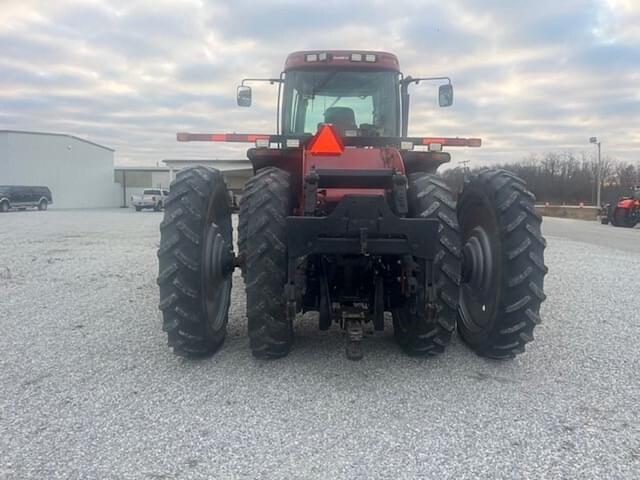 Image of Case IH Steiger 335 equipment image 3