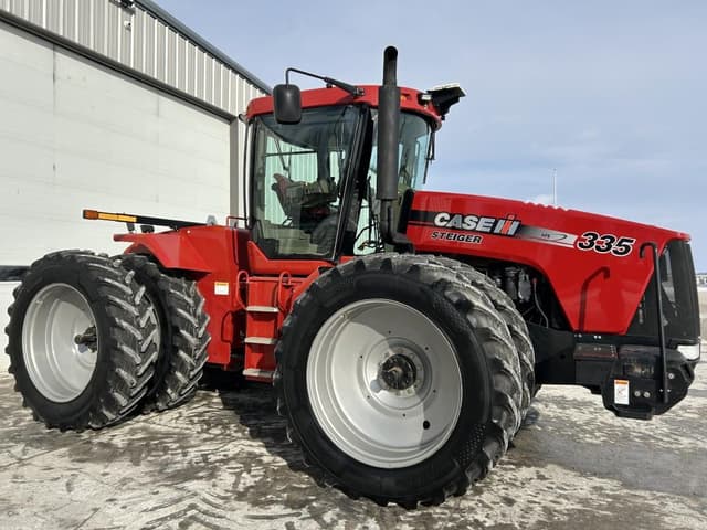 Image of Case IH Steiger 335 equipment image 1