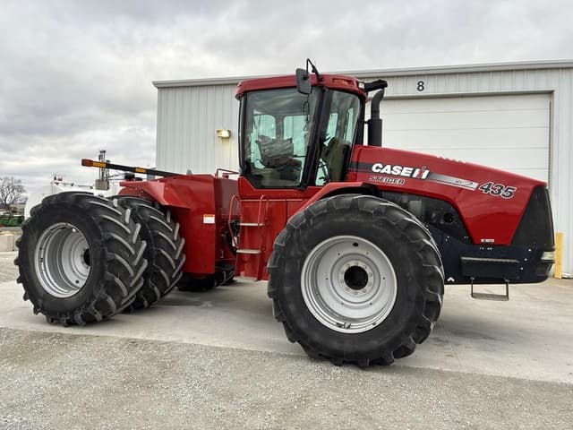 Image of Case IH Steiger 435 equipment image 2