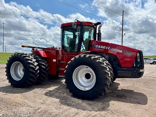 Image of Case IH Steiger 435 equipment image 4