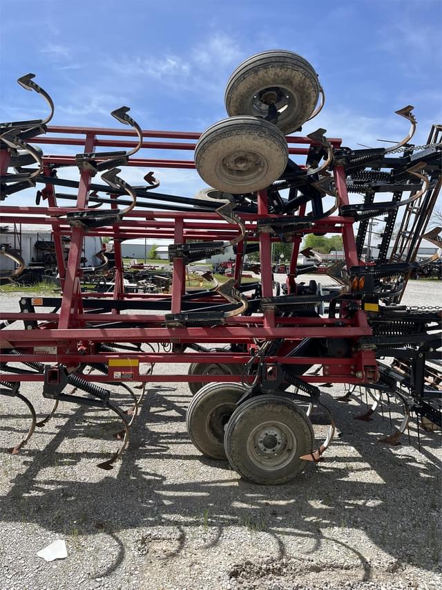 Image of Case IH Tigermate 200 equipment image 3