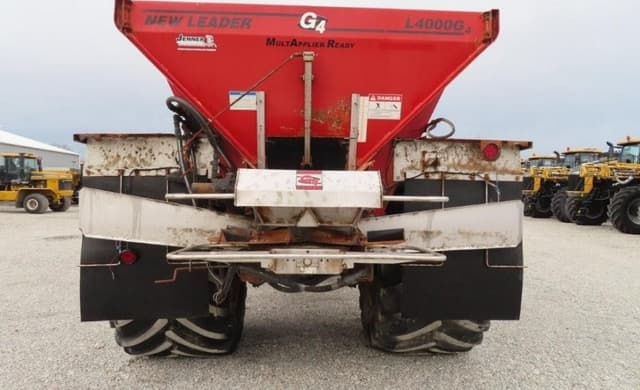 Image of Case IH Titan 3020 equipment image 3