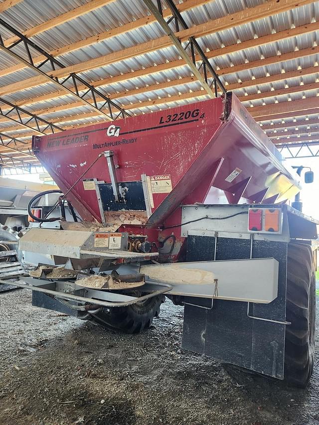 Image of Case IH Titan 3020 equipment image 3