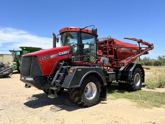 2010 Case IH Titan 4520 Equipment Image0