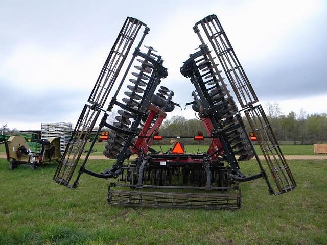 Image of Case IH 330 Turbo Till equipment image 4