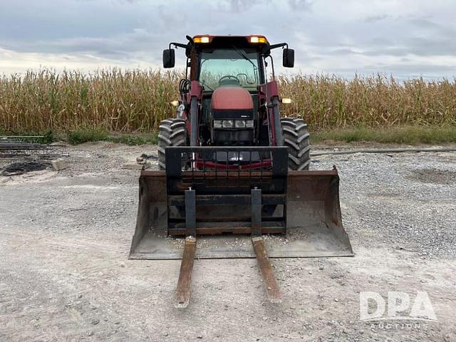 Image of Case IH Farmall 105U equipment image 2