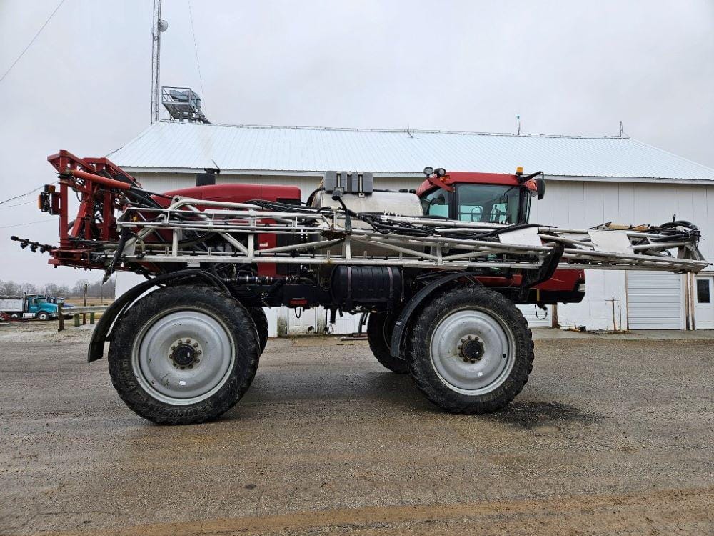 Main image Case IH Patriot 4420