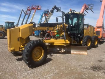 Main image Caterpillar 140M