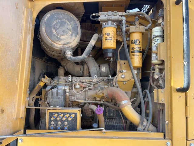 Image of Caterpillar 140M equipment image 4