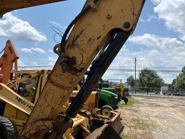 Image of Caterpillar 305C CR equipment image 4