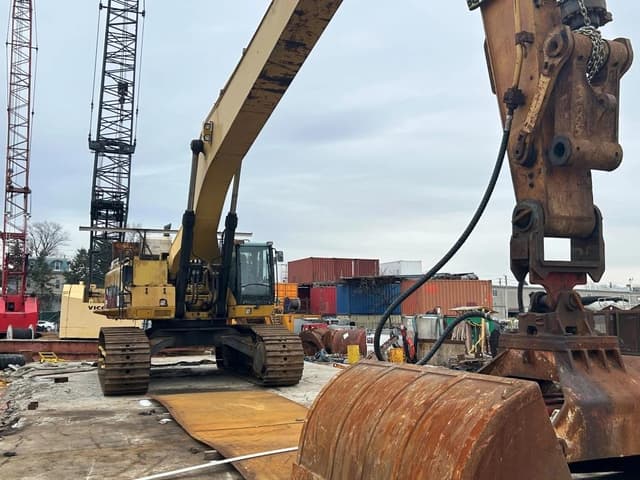 Image of Caterpillar 385CL equipment image 1