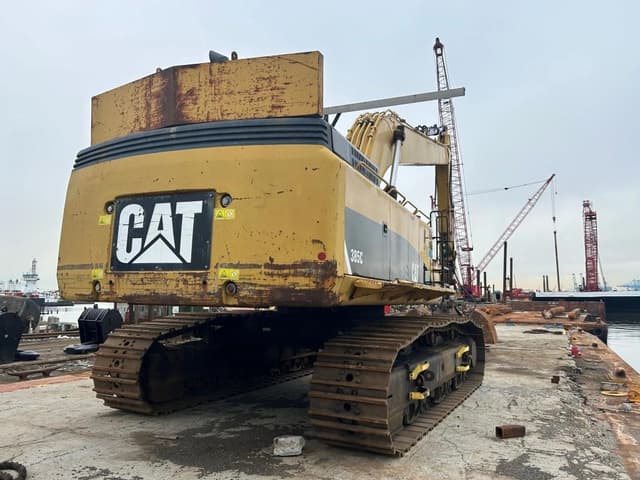 Image of Caterpillar 385CL equipment image 3