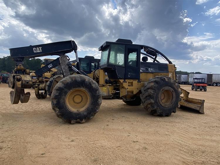 Main image Caterpillar 525C 1