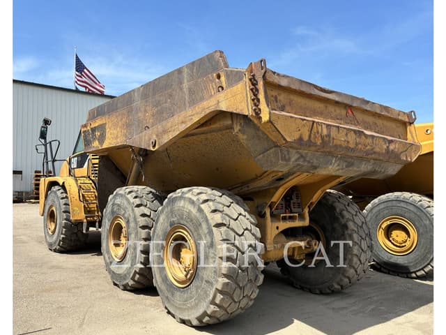 Image of Caterpillar 740 equipment image 3