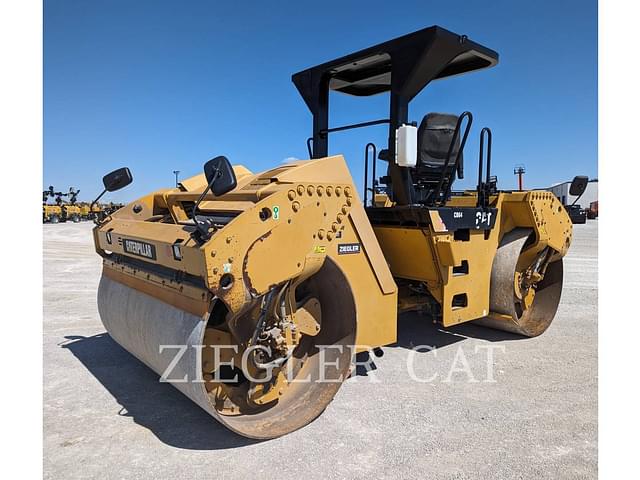 Image of Caterpillar CB64 equipment image 1