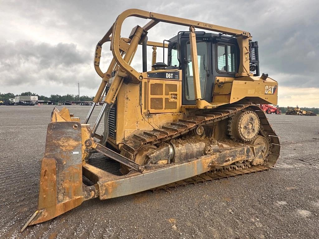 Image of Caterpillar D6T XL Primary image