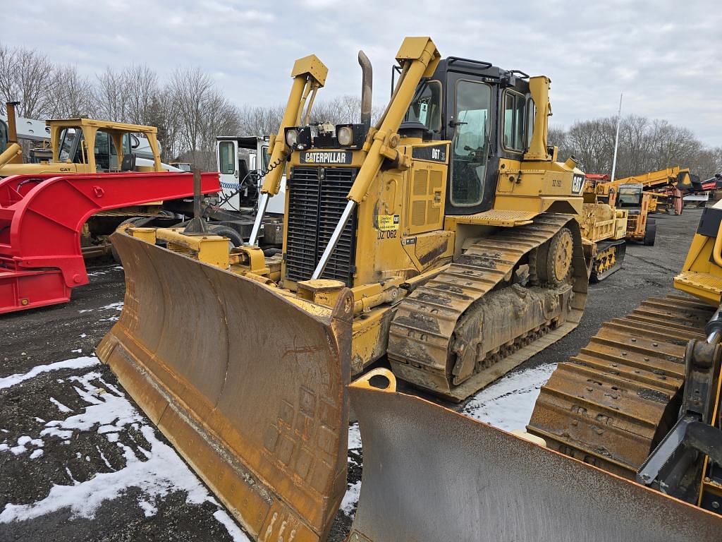 Image of Caterpillar D6T XL Primary image