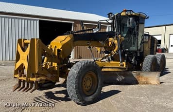 Main image Caterpillar 12M