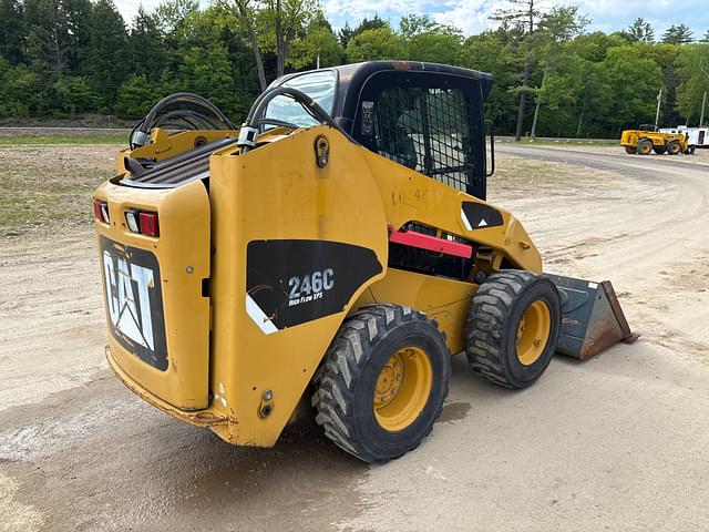 Image of Caterpillar 246C equipment image 4