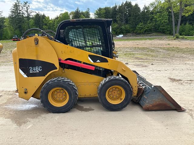 Image of Caterpillar 246C equipment image 3