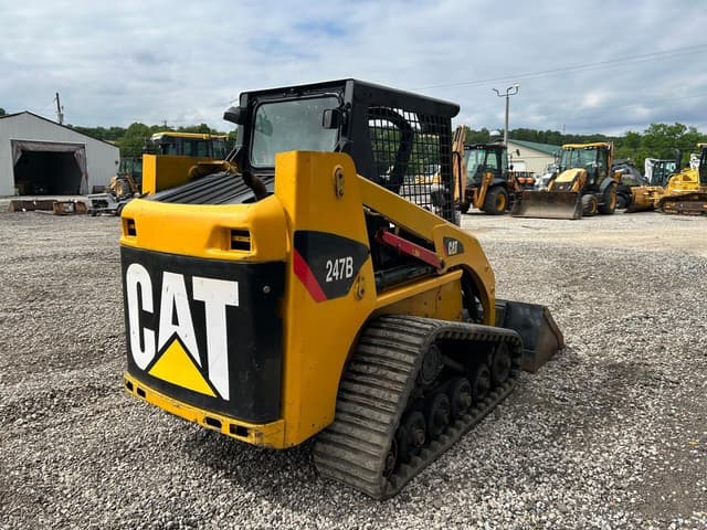Image of Caterpillar 247B3 equipment image 3