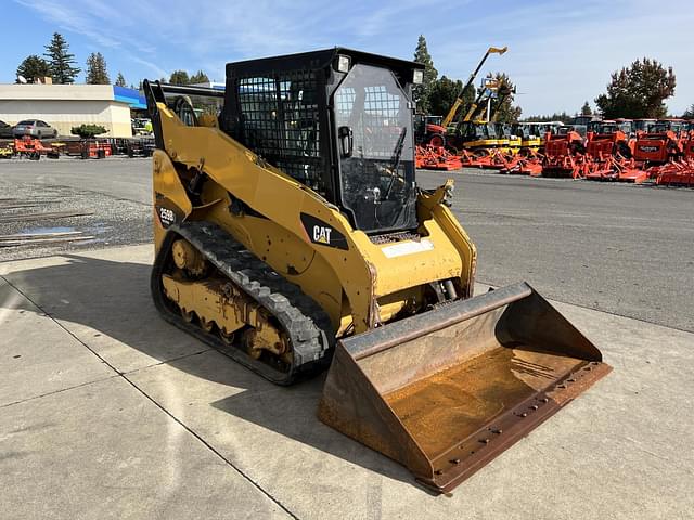 Image of Caterpillar 259B3 equipment image 3