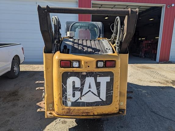 Image of Caterpillar 272C equipment image 4