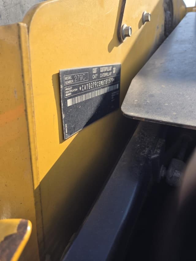 Image of Caterpillar 279C equipment image 2