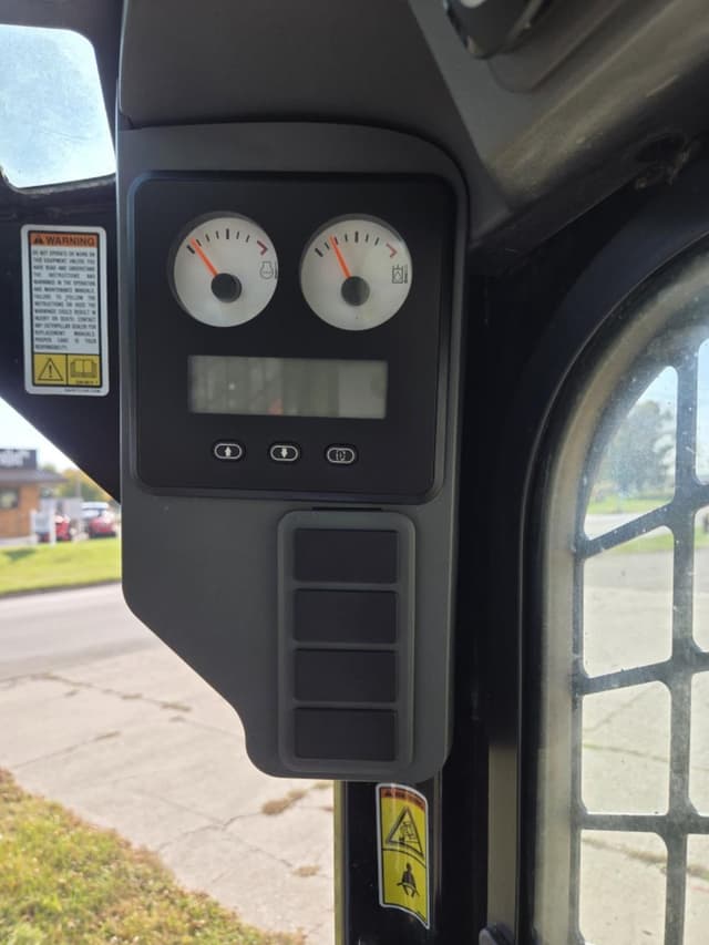 Image of Caterpillar 279C equipment image 4