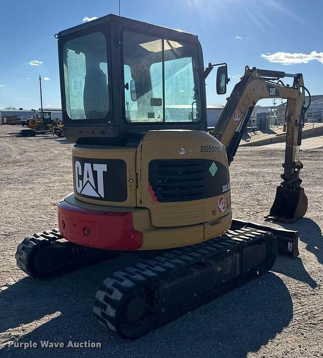 Image of Caterpillar 303.5CCR equipment image 4