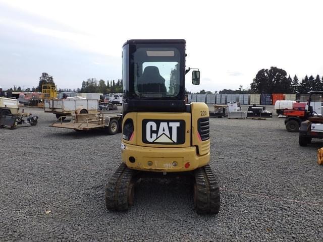 Image of Caterpillar 303C CR equipment image 4