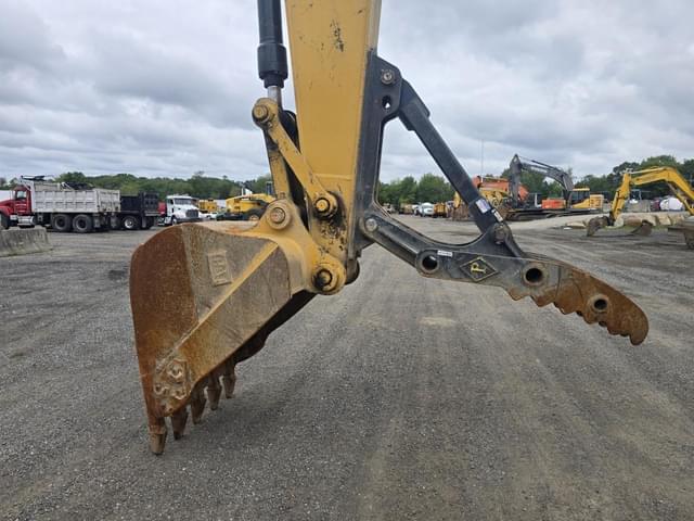 Image of Caterpillar 320D equipment image 1