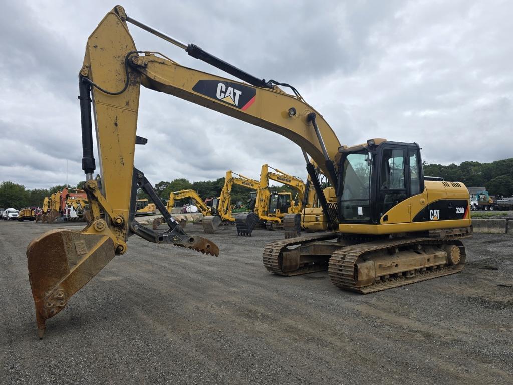 Image of Caterpillar 320D Primary image