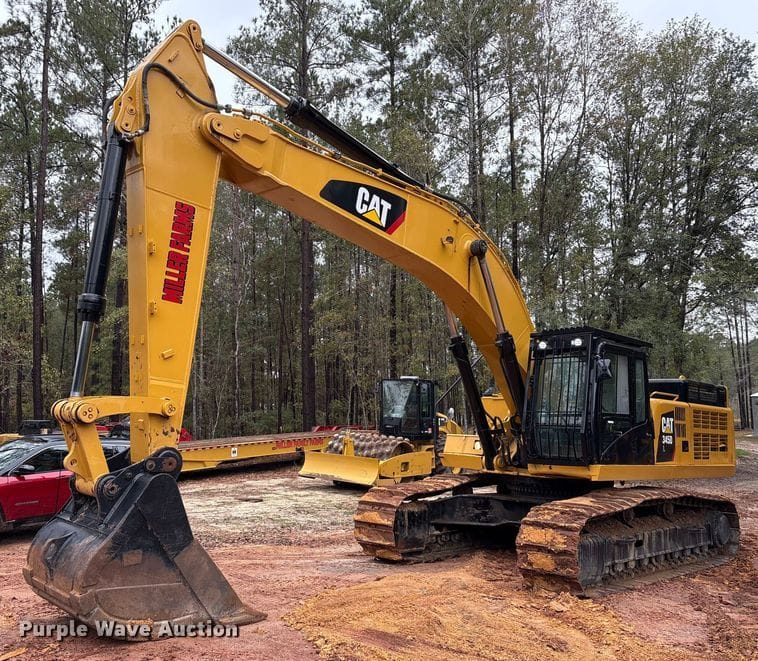 2010 Caterpillar 345DL Equipment Image0