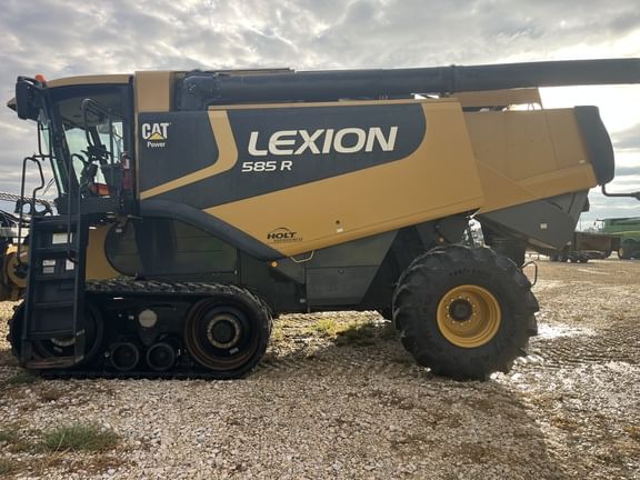 2010 CLAAS Lexion 585R Equipment Image0