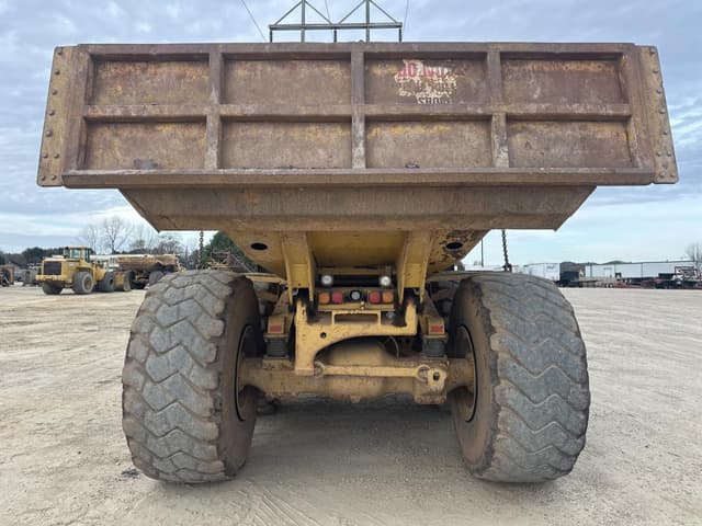 Image of Caterpillar 740 equipment image 3