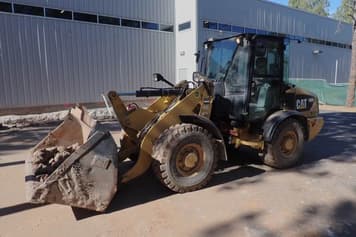 Main image Caterpillar 906H