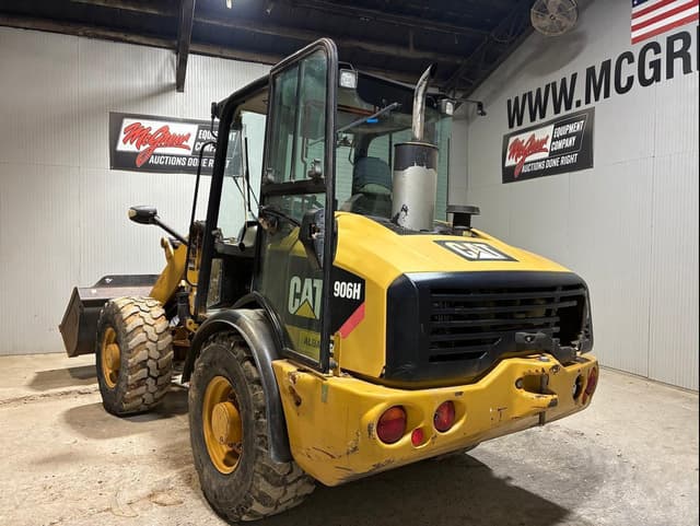 Image of Caterpillar 906H equipment image 2