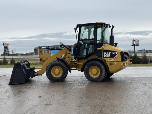Image of Caterpillar 907H equipment image 1