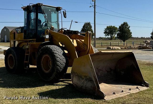 Image of Caterpillar 928HZ equipment image 2