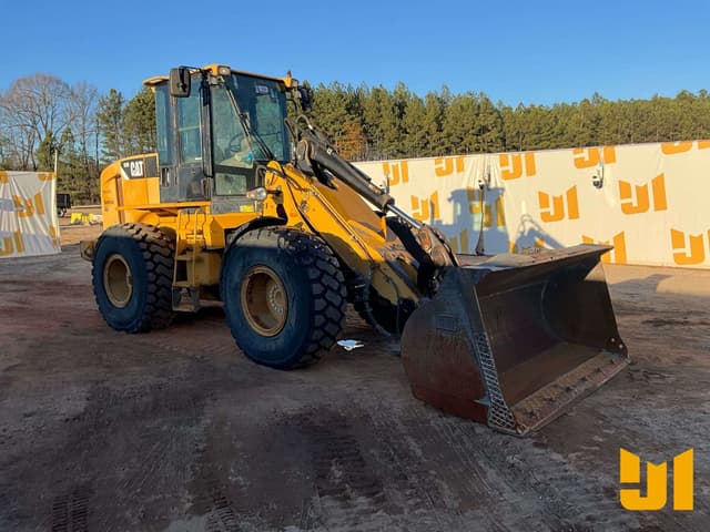 Image of Caterpillar 930H equipment image 2