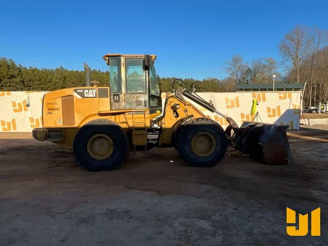 Image of Caterpillar 930H equipment image 3