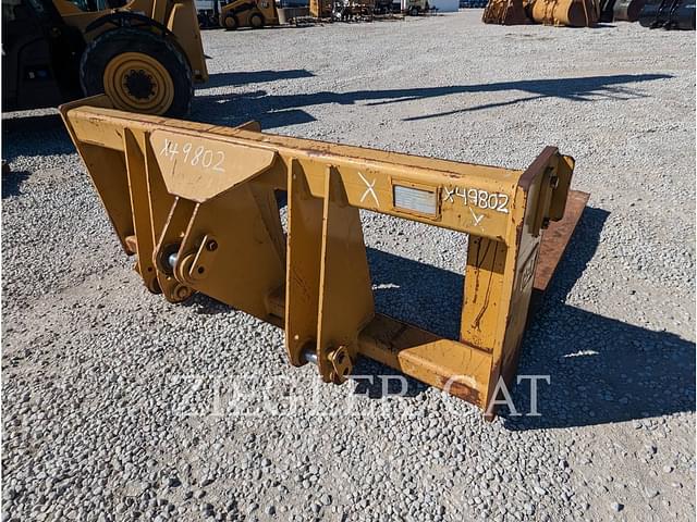 Image of Caterpillar Loader Fork equipment image 1