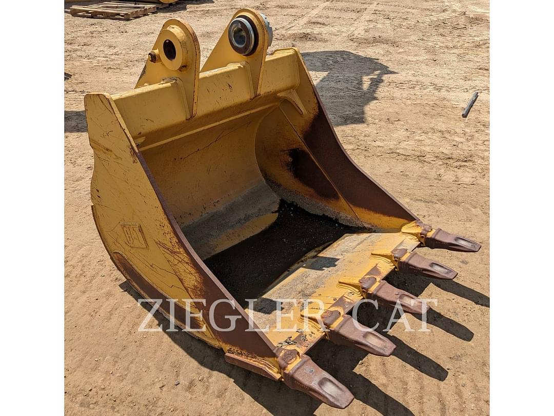 Image of Caterpillar Excavator Bucket Image 0