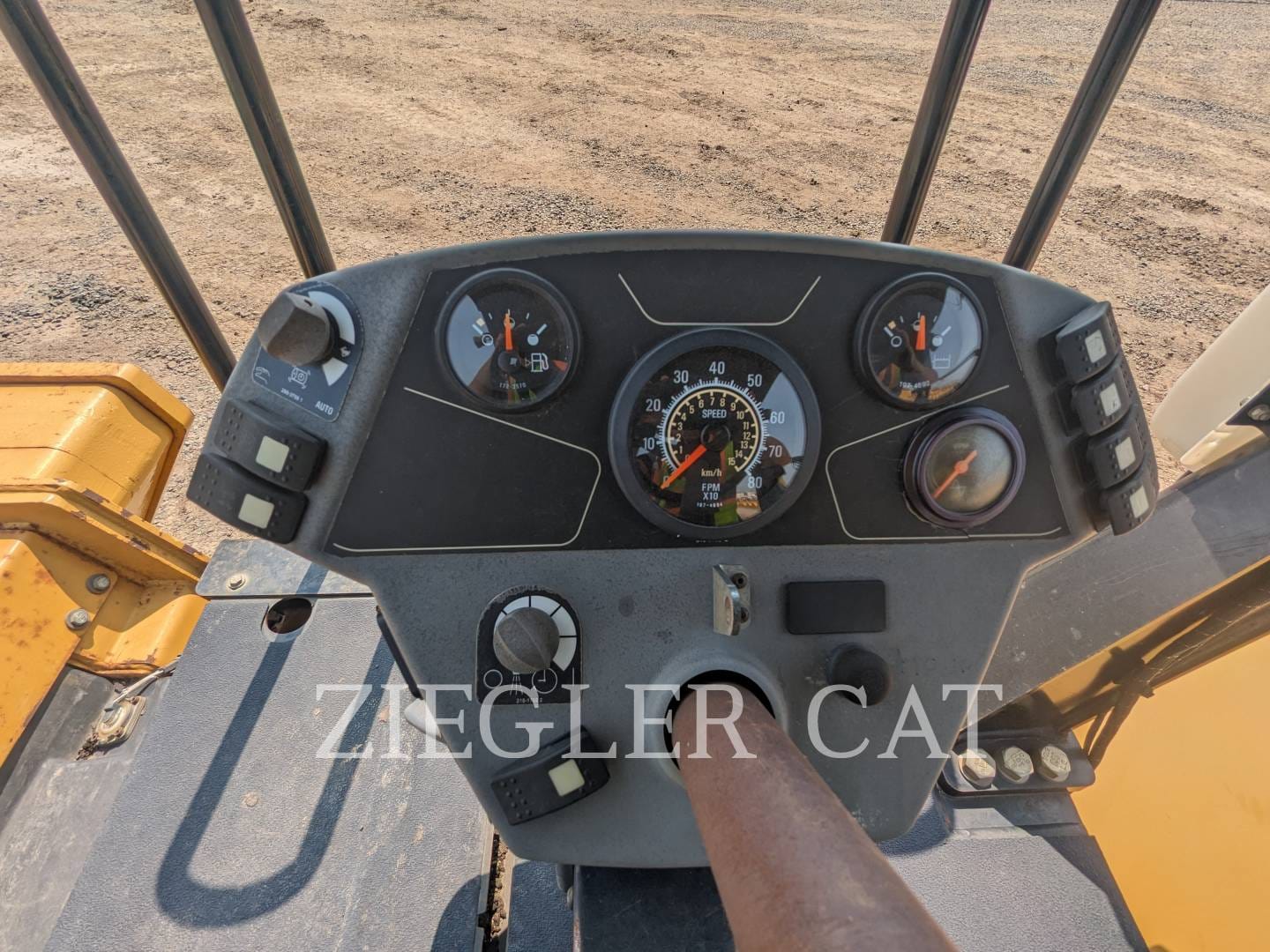 Main image Caterpillar CB54