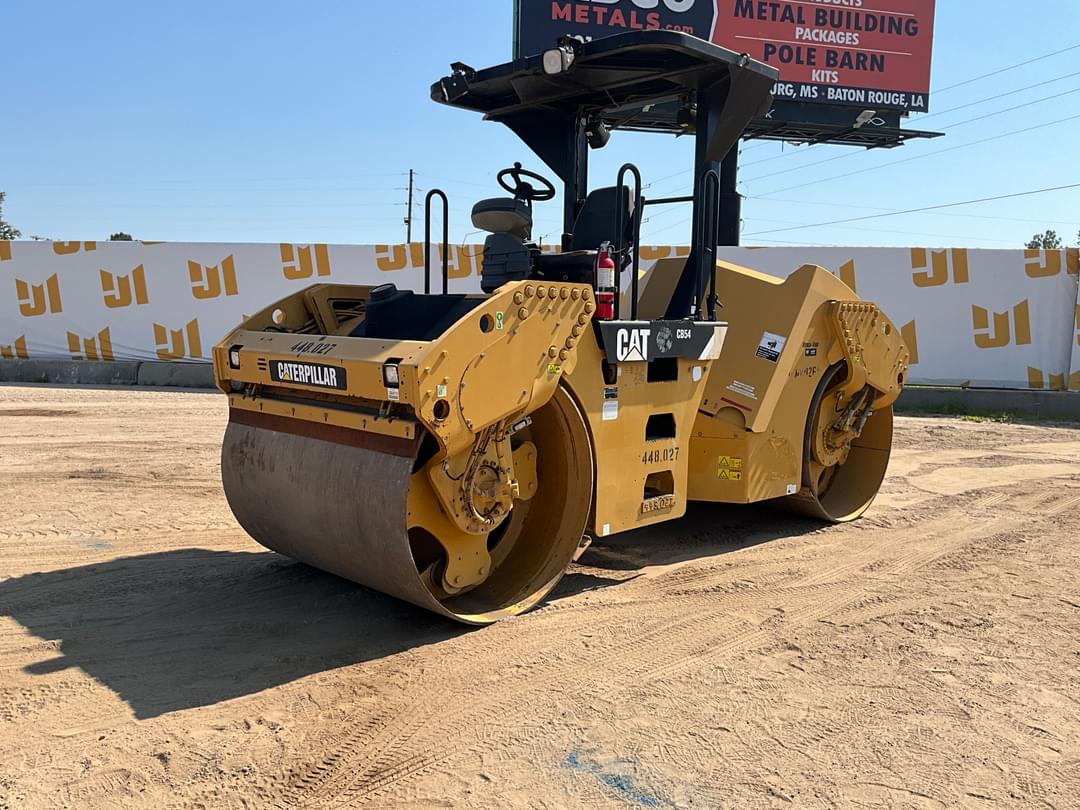 Image of Caterpillar CB54 Primary image